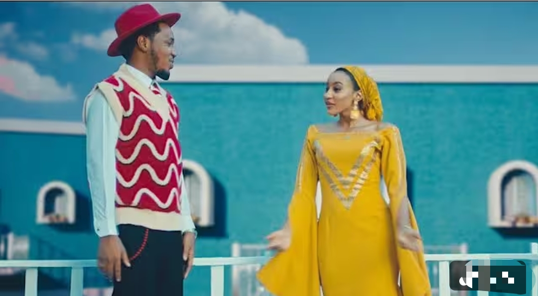 Ahmerdy - A Bar Min Ke (Watch & Stream)